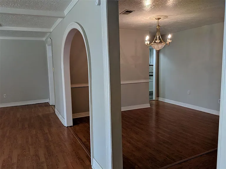 5519 Birchgate Dr — Photo 3