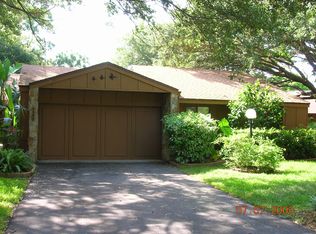2304 Falcon Ct, Bradenton, FL 34209