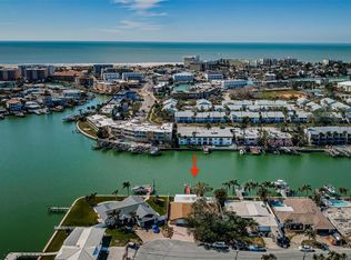11650 4th St E, Treasure Island, FL 33706