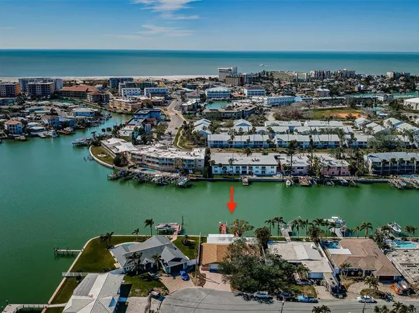 11650 4th St E, Treasure Island, FL 33706