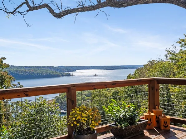 29511 Pine Log Dr, Garfield, AR 72732