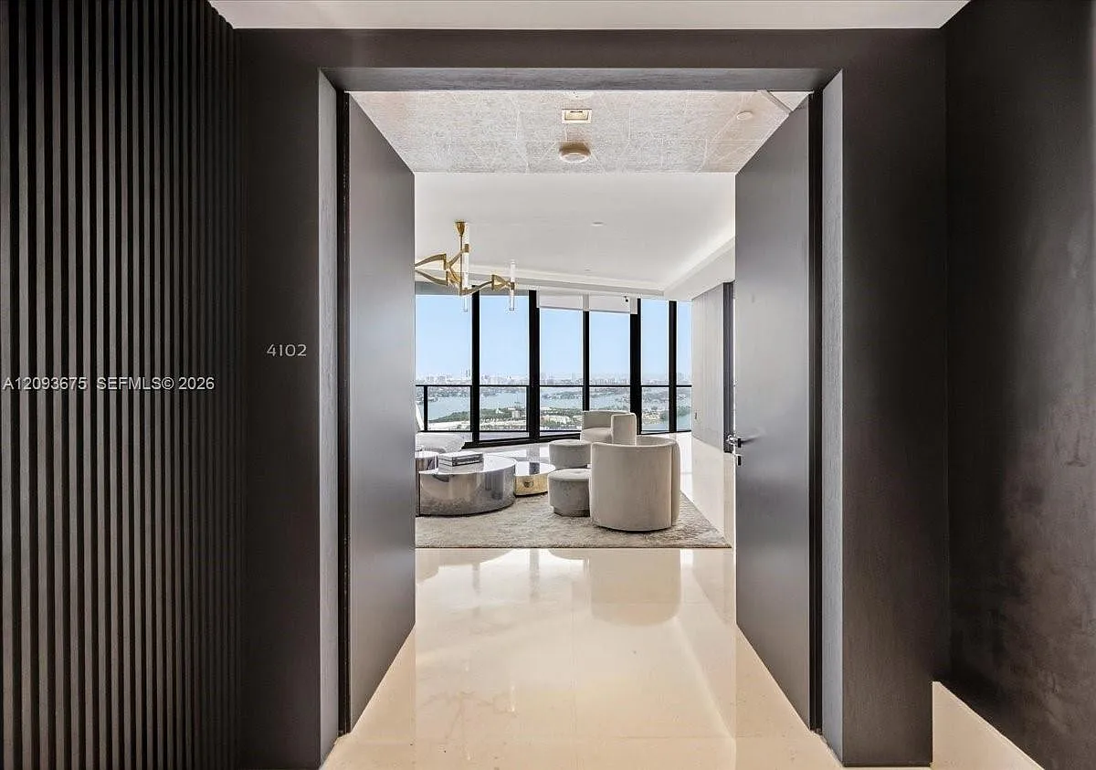 One Thousand Museum Condo — Photo 1