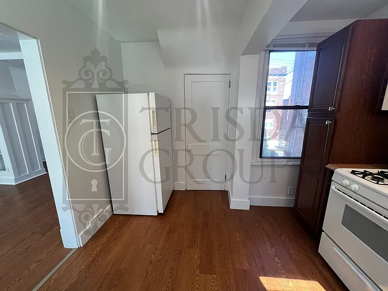 1137 Illinois Ave — Photo 19