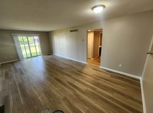 1206 Penn Ave #3, Mishawaka, IN 46544