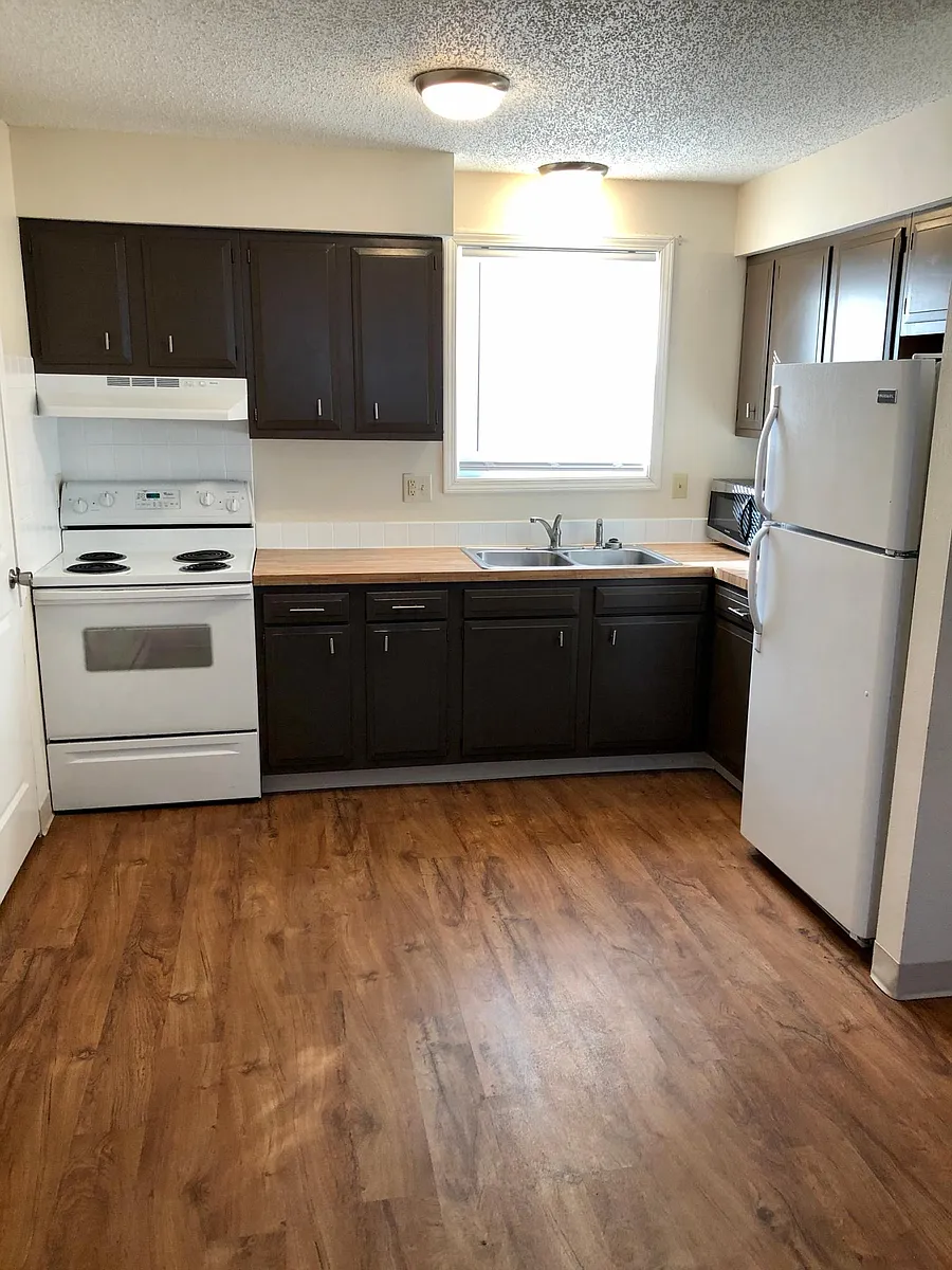 Building Photo - 4713 Toronto St #3