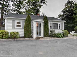 101 Briarwood Ave #2, Middletown, RI 02842