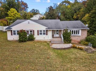 1524 Long Mdw, Mountainside, NJ 07092