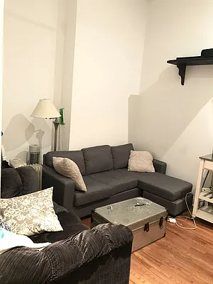 Rented by Aryeh Realty | media 25
