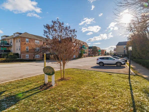 596 Broadway #29B, Lynbrook, NY 11563