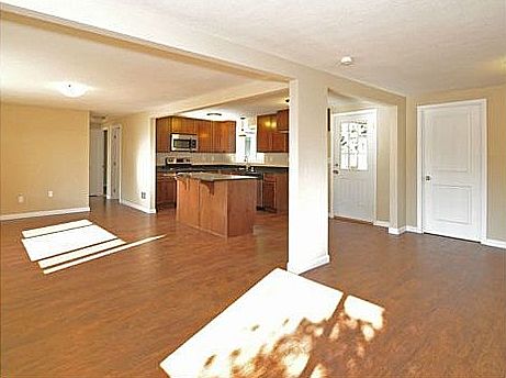 3rd image of 5135 N 29th St
