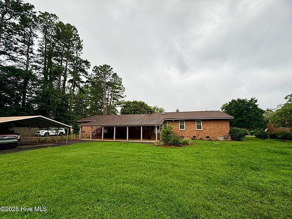 3rd image of 704 Highland Drive