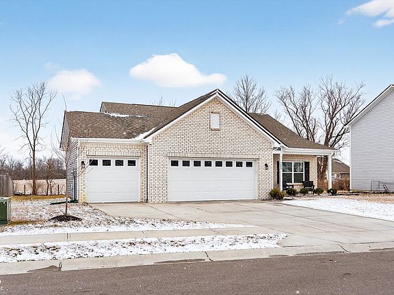 3rd image of 1408 Crabapple Rd