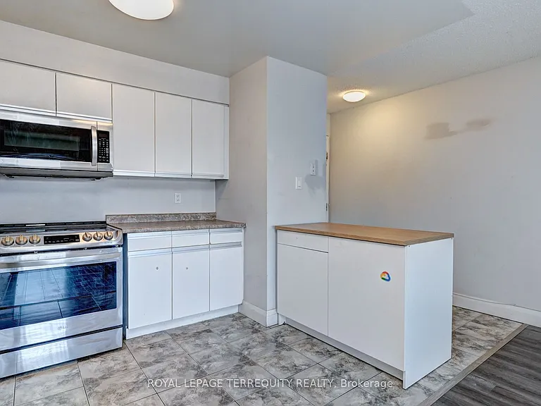 276 Eiwo Ct #307 — Photo 17