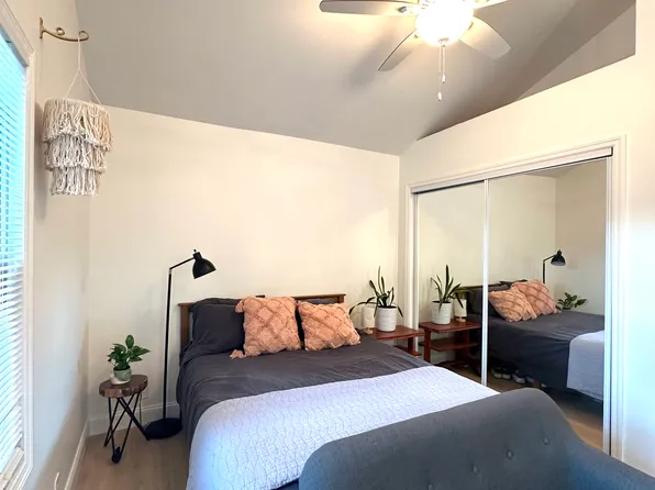 2368 Suffolk St #B, North Charleston, SC 29405