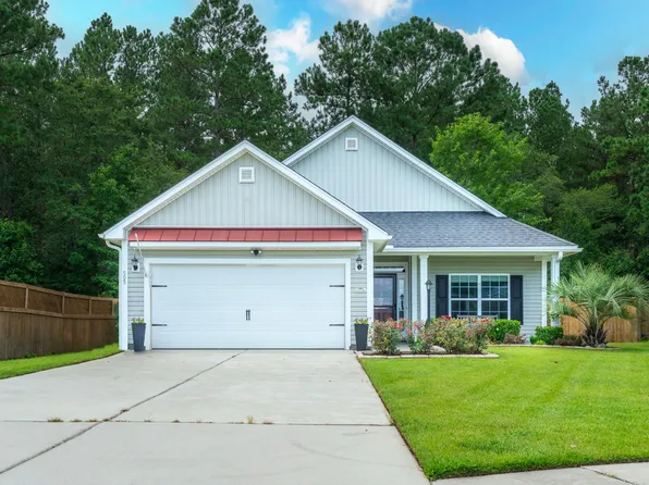 505 Foxbank Plantation Blvd, Moncks Corner, SC 29461