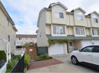 23 Ludwig Ln, Staten Island, NY 10303