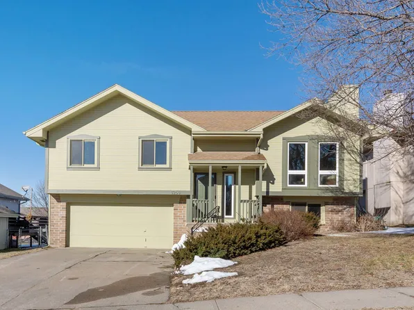 8268 Girard St, Omaha, NE 68122