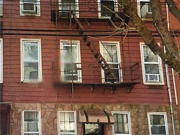5th image of 1234 31st Dr APT 1