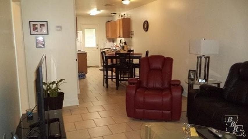 2nd image of 507 Idlewild Dr