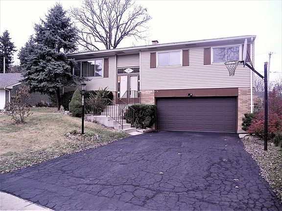 2nd image of 9170 Meadowview Dr