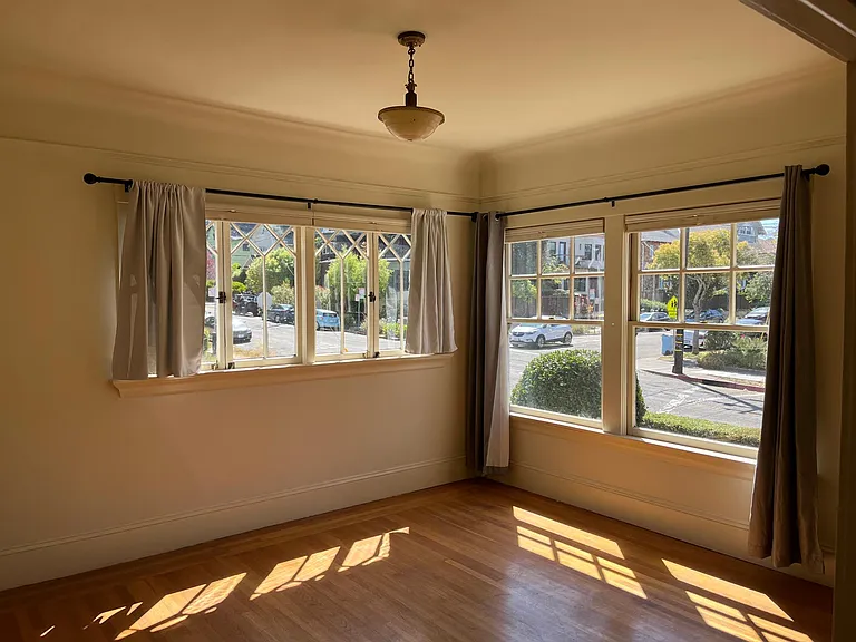 Front bedroom/office