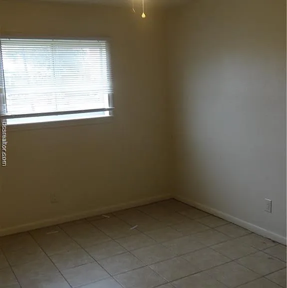 510 Avondale Ave #6 — Photo 9