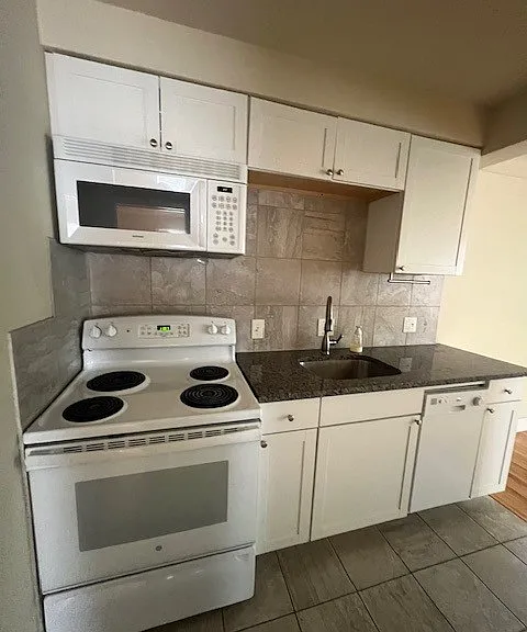 R.O.C. Apartments — Photo 30