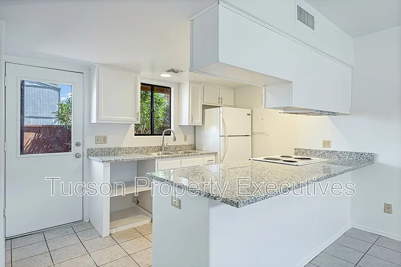 1717 E Glenn St #5103
