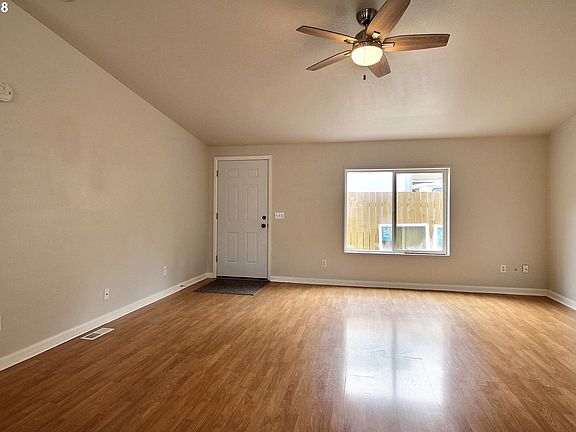 2nd image of 5107 NE 144th Ave