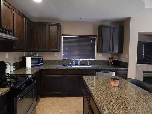 2nd image of 39819 Chambray Dr