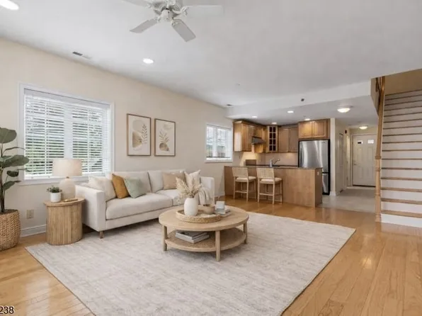 453 Springfield Ave, Berkeley Heights, NJ 07922