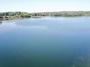 W Waters Edge Dr #3, Scottville, MI 49454