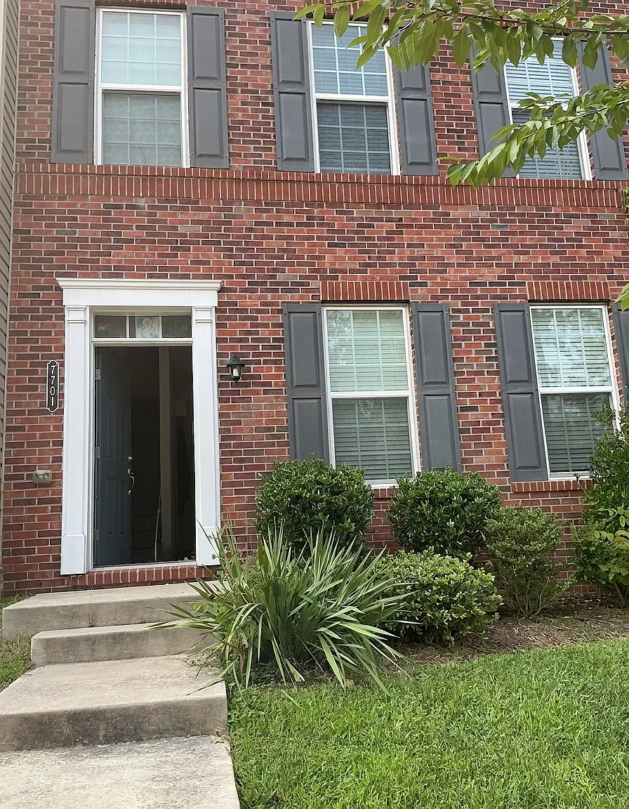 4 bed, 3.5 bath, 2200 sqft, $3,600 — Photo 1