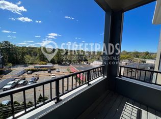 199 Gardner St #416, West Roxbury, MA 02132