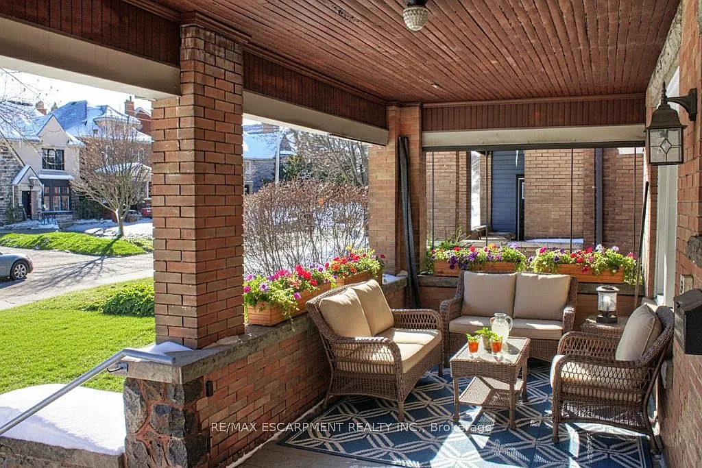 1 bed, $1,400 — Photo 2