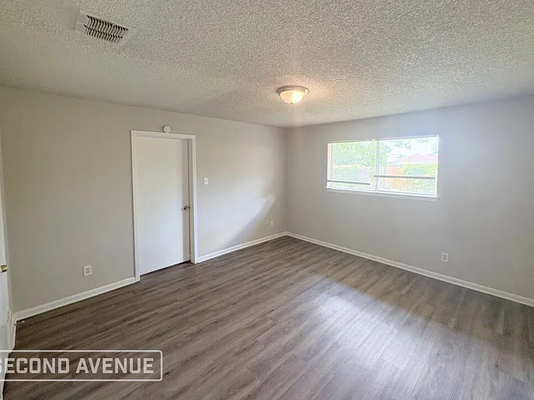 10122 Sagedowne Ln — Photo 14