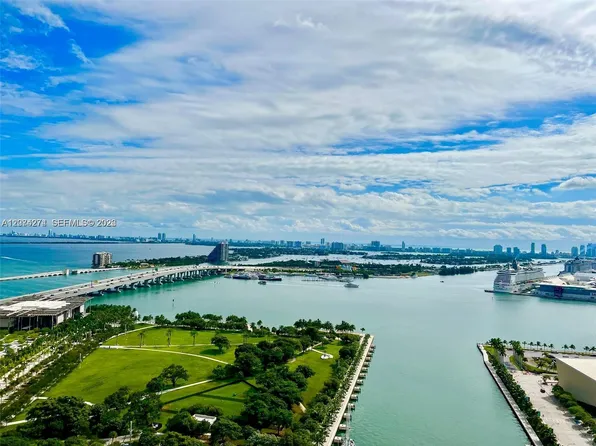 888 Biscayne Blvd, Miami, FL