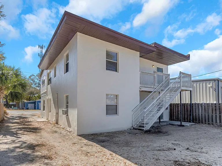 416 Skinner Blvd — Photo 29