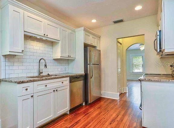 5th image of 3205 W San Carlos St APT 4