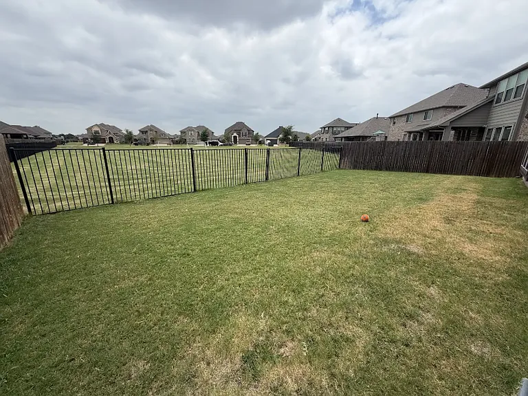 8809 Conroe Dr — Photo 51