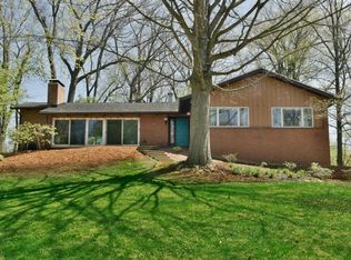 2930 Valley Ln, Sandusky, OH 44870
