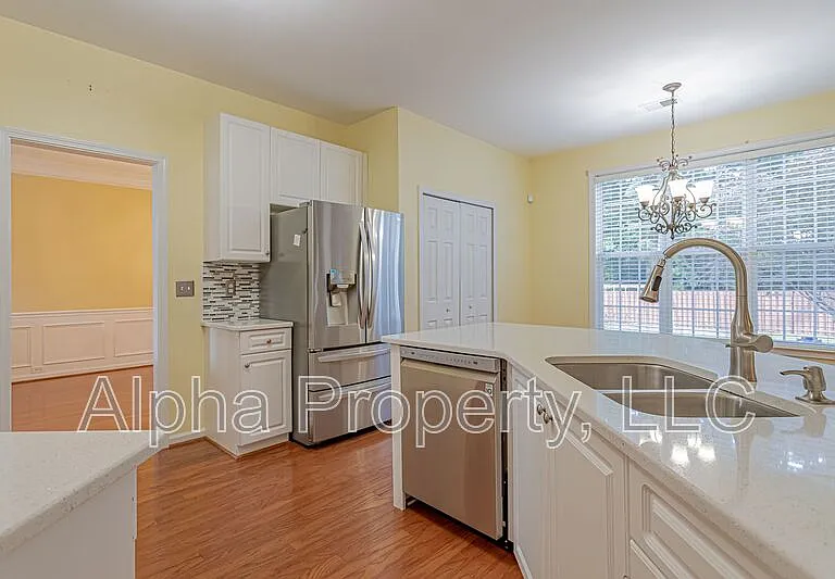 27 Lake Valley Ct — Photo 10