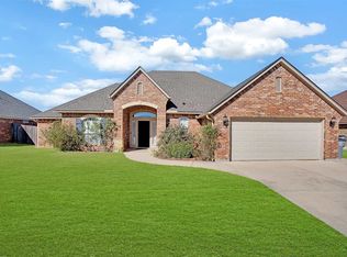 2209 SW 55th St, Lawton, OK 73505