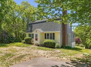 15 Shore Dr, Plymouth, MA 02360