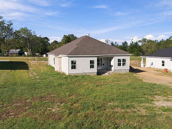 2nd image of 190 Oscar Godwin Rd