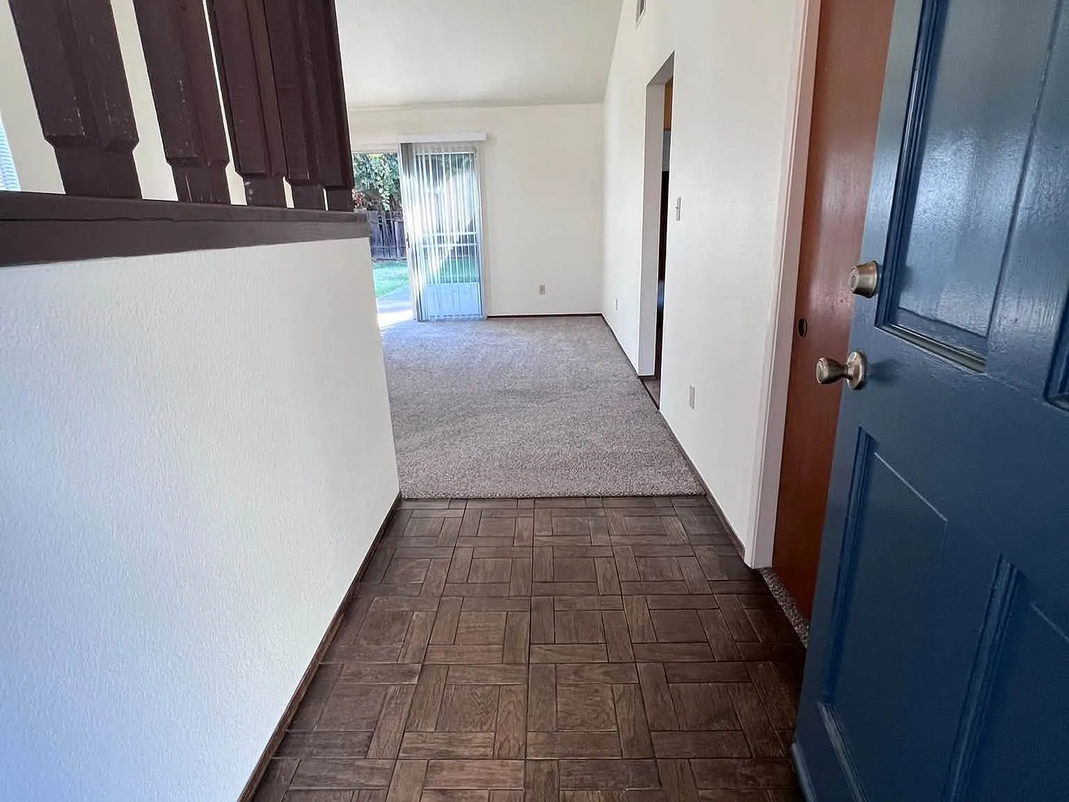 2 bed, 1000 sqft, $1,995 — Photo 3
