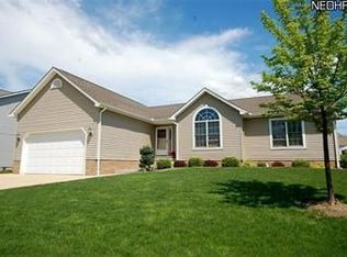 230 Michaels Ct, Cortland, OH 44410