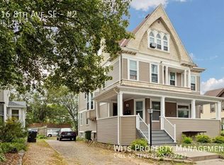 416 8th Ave #2, Minneapolis, MN 55414