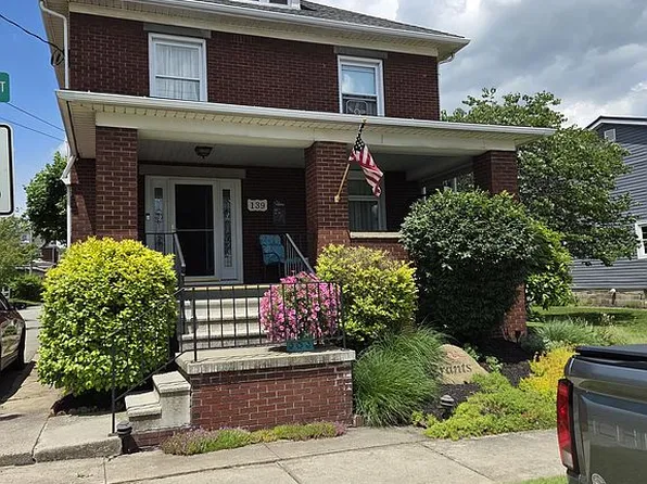 139 E Garrett St, Somerset, PA 15501