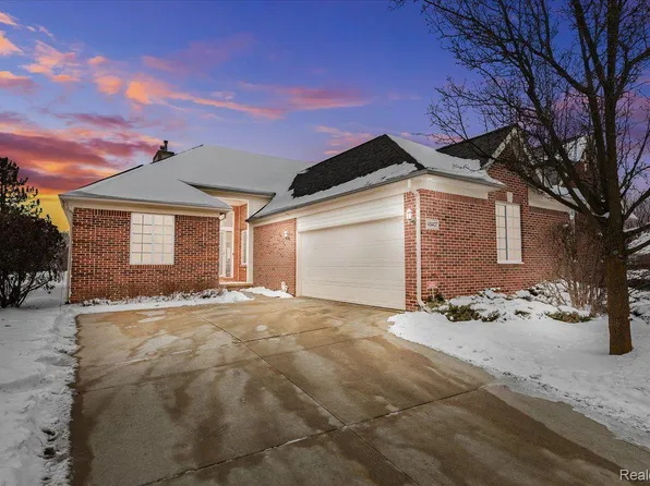 49407 N Glacier, Northville, MI 48168